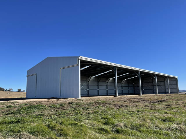 15m x 40m x 5.1m Dew00022131 2