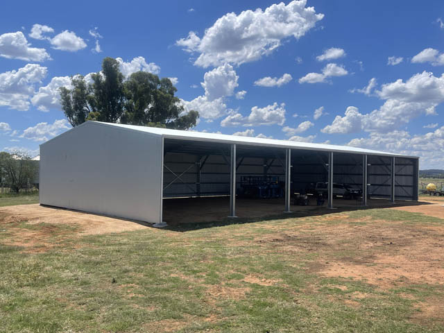 Hawke024621 18.0m x 36.0m x 5.0m